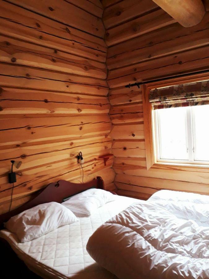Blazerbu Four-Bedroom Chalet Myro Dış mekan fotoğraf