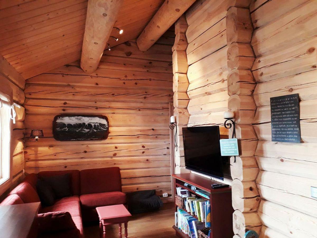 Blazerbu Four-Bedroom Chalet Myro Dış mekan fotoğraf